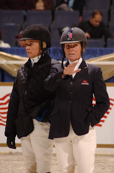 004-WIHS-CandiceKing-LeslieHoward-10-28-05-CL211OpJpr-DDPhoto