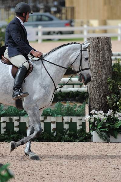 AHJF-2-11-09-083-Corvino-RobBielefeld-2ndYr-DDeRosaPhoto