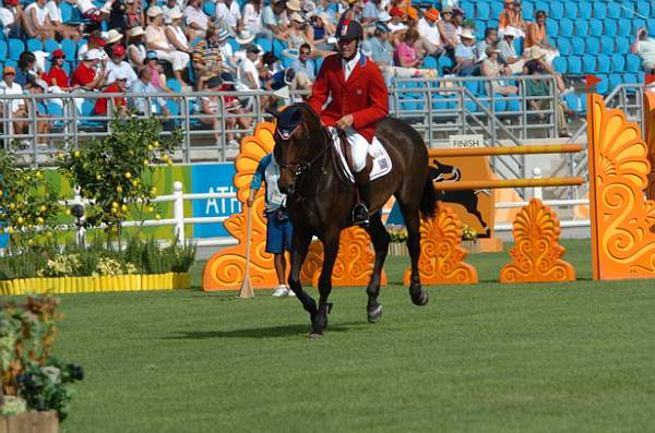 142-PeterWylde-FeinCera-Oly-04-Greece-8-22-ShowJpg-Ind142stQual-DDPhoto.jpg