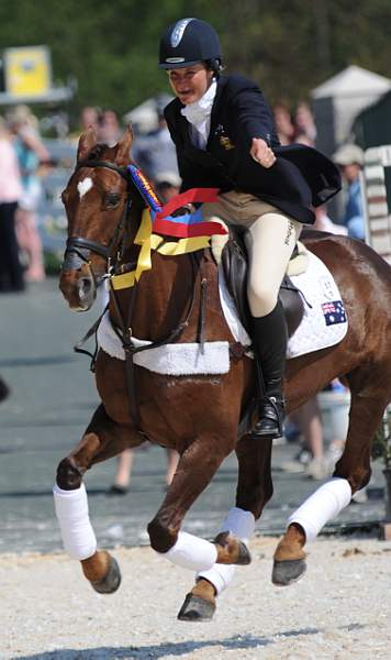 Rolex-4-26-09-1095-HeadleyBritannia-LucindaFredericks-AUS-DDeRosaPhoto.jpg
