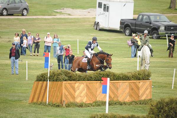 Rolex-4-24-10-XCntry-2451-CoolMountain-WilliamFox-Pitt-GBR-DDeRosaPhoto.jpg