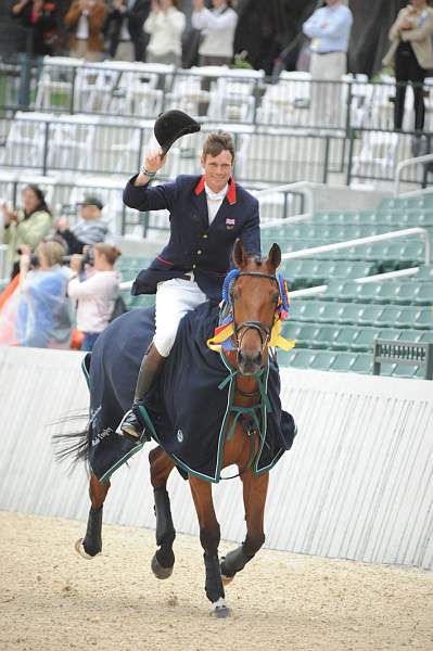 Rolex-4-25-10-3698-Awards-WilliamFoxPitt-CoolMountain-DDeRosaPhoto.jpg