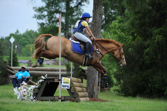 So8ths-5-5-12-XCDay-3788-SarahZimmer-MardiGras-DDeRosaPhoto