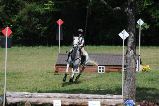 So8ths-5-5-12-XCDay-2489-KaylinMedlin-Watch-Me-Now-DDeRosaPhoto
