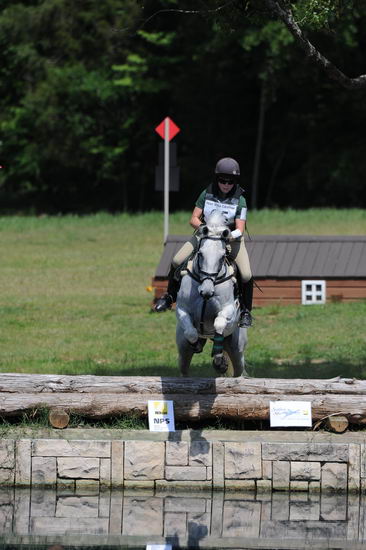 So8ths-5-5-12-XCDay-2495-KaylinMedlin-Watch-Me-Now-DDeRosaPhoto
