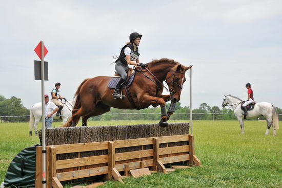 So8ths-5-4-12-Clinic-2566-KristinNeill-BigBonesBailey-DDeRosaPhoto