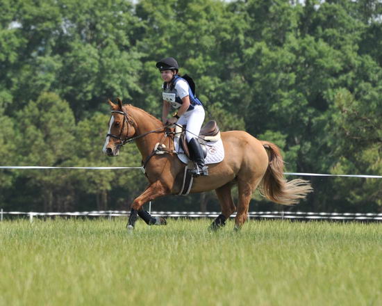 So8ths-5-4-12-Clinic-2690-SarahZimmer-MardiGras-DDeRosaPhoto