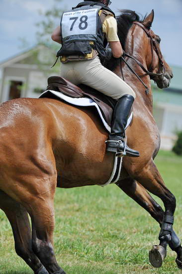 So8ths-5-5-12-XCDay-3383-BeckyBrown-TotallyBroke-DDeRosaPhoto