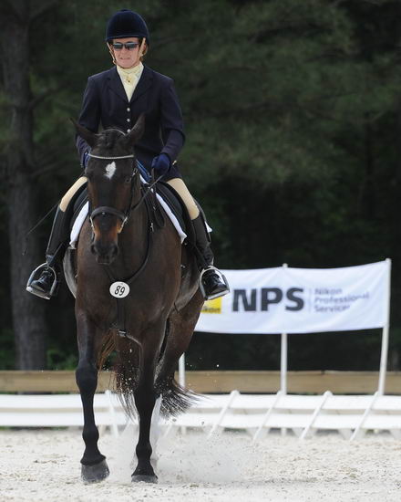 So8ths-5-4-12-Dressage-1120-SarahMorton-Womble-DDeRosaPhoto