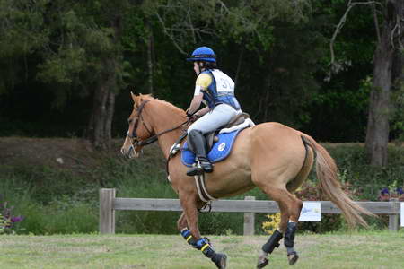 So8ths-5-4-13-XC-6180-SarahZimmer-MardiGras-DDeRosaPhoto