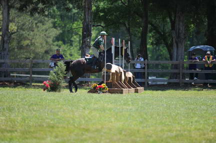 So8ths-4-30-11-5003-JimBaker-Wings-DDeRosaPhoto.JPG