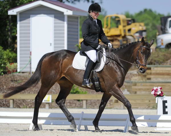 So8ths-4-29-11-DR-2066-JeannetteFord-EmilyBug-DDeRosaPhoto-crop.jpg