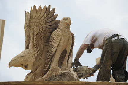 So8ths-4-27-11-0533-RandyBoniSculpture-DDeRosaPhoto.JPG