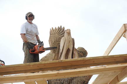 So8ths-4-27-11-0576-RandyBoniSculpture-DDeRosaPhoto.JPG