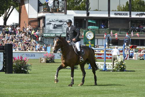 Spruce-Meadows-9-8-13-3343-ShaneBreen-Balloon-IRL-DDeRosaPhoto