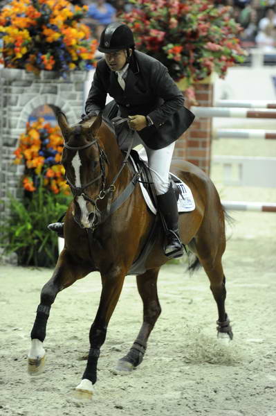 AaronVale-WIHS2-10-28-10-4319-DDeRosaPhoto.jpg