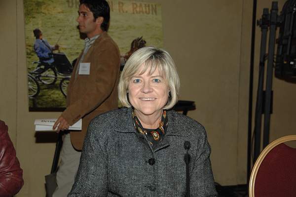USEF-1-14-10-088-MaryAnneCronan-DDeRosaPhoto.jpg