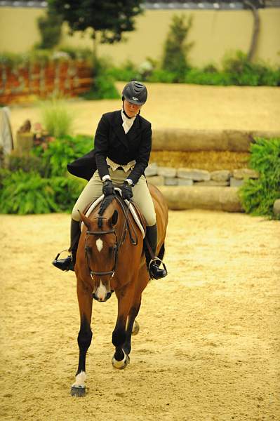 USHJA-Derby-8-20-10-DER_8250-QRnd1-CR Haribo-ColleenAcosta-DDeRosaPhoto.jpg