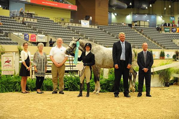 USHJA-Derby-8-20-10-DER_9110-QRnd1-Listen-KelleyFarmer-DDeRosaPhoto.jpg