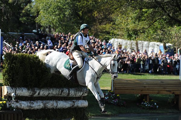 WEG2-10-2-10-EV-XX-3068-StepInTime-MarkKyle-DDeRosaPhoto.JPG