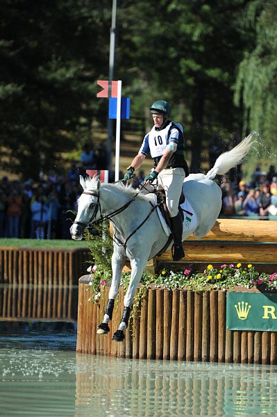 WEG2-10-2-10-EV-XX-3092-StepInTime-MarkKyle-DDeRosaPhoto.JPG