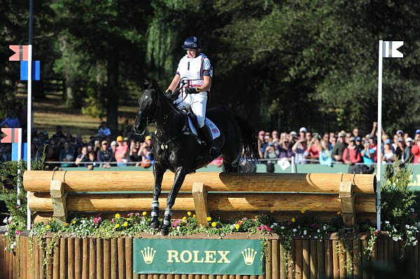 WEG1-10-2-10-EV-XX-DSC_5997-OppositionBuzz-NicolaWilson-DDeRosaPhoto.JPG