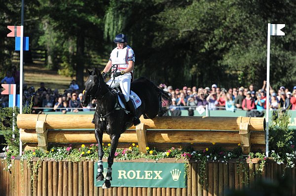 WEG1-10-2-10-EV-XX-DSC_5998-OppositionBuzz-NicolaWilson-DDeRosaPhoto.JPG