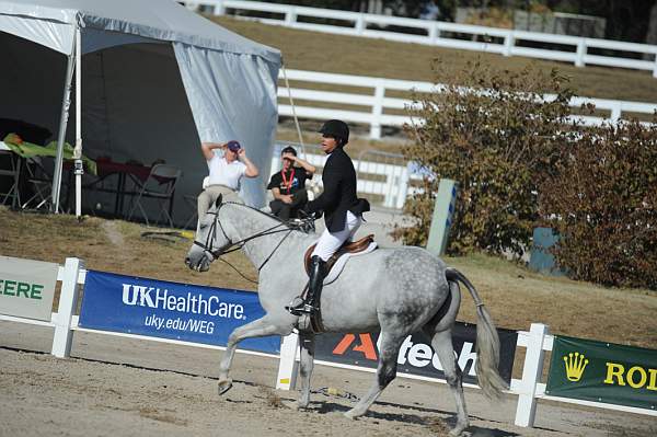 WEG3-10-6-10-Hunters-3742-DDeRosaPhoto.jpg