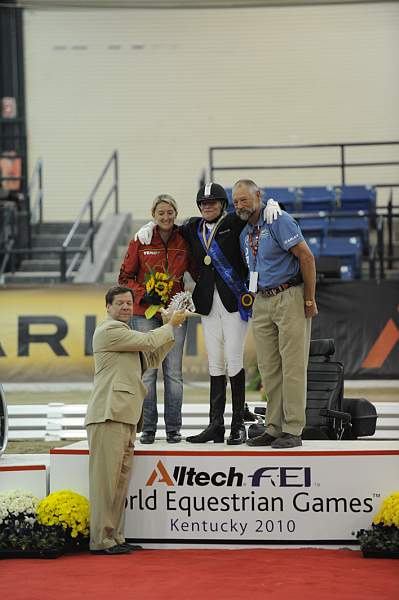 WEG3-10-7-10-Para-Medals-6654-DDeRosaPhoto.jpg
