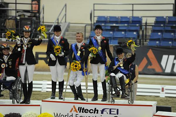 WEG3-10-7-10-Para-Medals-6816-DDeRosaPhoto.jpg