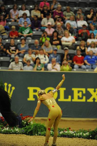 WEG3-10-7-10-Vaulting-5766-DDeRosaPhoto.jpg