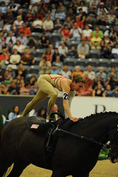 WEG3-10-7-10-Vaulting-5802-DDeRosaPhoto.jpg