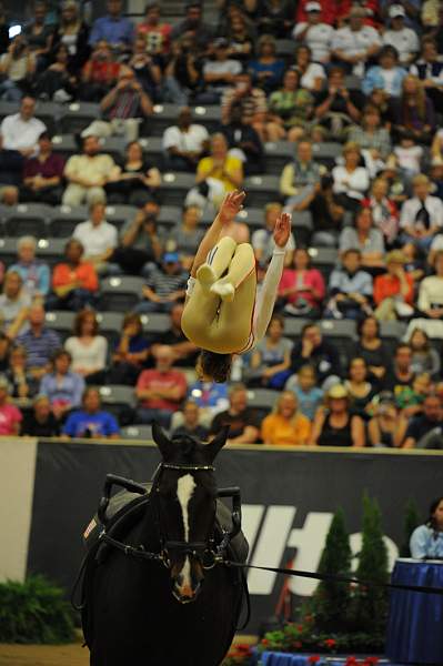 WEG3-10-7-10-Vaulting-5810-DDeRosaPhoto.jpg