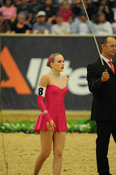 WEG3-10-7-10-Vaulting-5817-DDeRosaPhoto.jpg