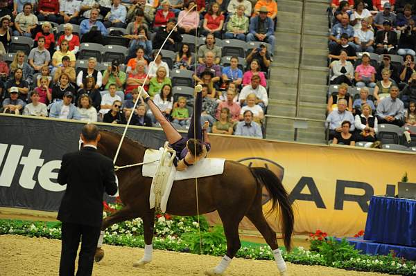WEG3-10-7-10-Vaulting-5871-DDeRosaPhoto.jpg