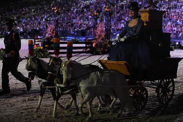WEG1-9-25-10-Opening-WEG_1886-DDeRosaPhoto.jpg