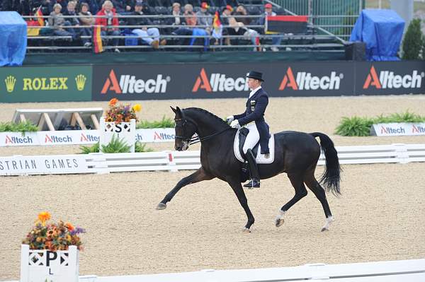 WEG1-9-28-10-DressageGP-5812-DDeRosaPhoto.jpg
