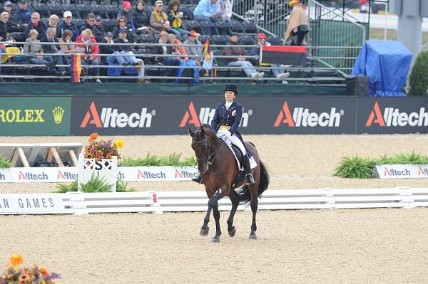WEG1-9-28-10-DressageGP-5836-DDeRosaPhoto.jpg