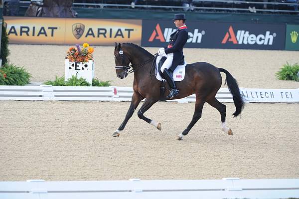 WEG1-9-28-10-DressageGP-5901-DDeRosaPhoto.jpg