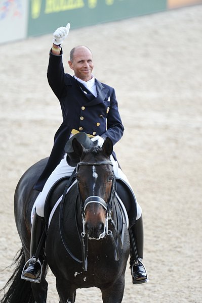 WEG1-9-28-10-DressageGP-7333-DDeRosaPhoto.jpg