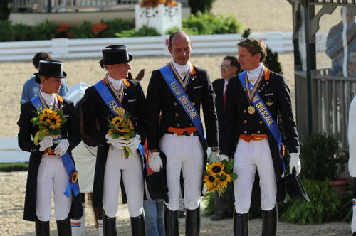 WEG1-9-28-10-DressageGP-7438-EdwardGal-Totilas-DDeRosaPhoto.jpg
