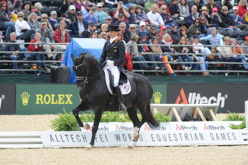 WEG1-9-28-10-DressageGP-6540-EdwardGal-MoorlandsTotilas-DDeRosaPhoto.jpg