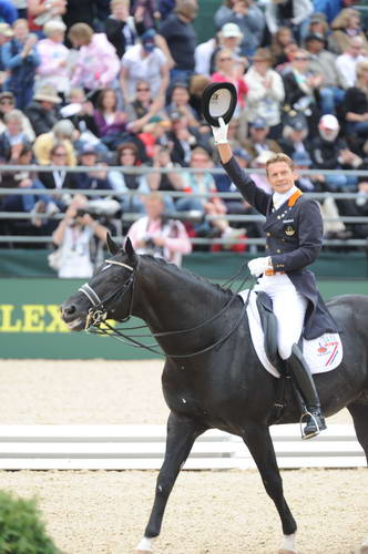 WEG1-9-28-10-DressageGP-6587-EdwardGal-MoorlandsTotilas-DDeRosaPhoto.jpg