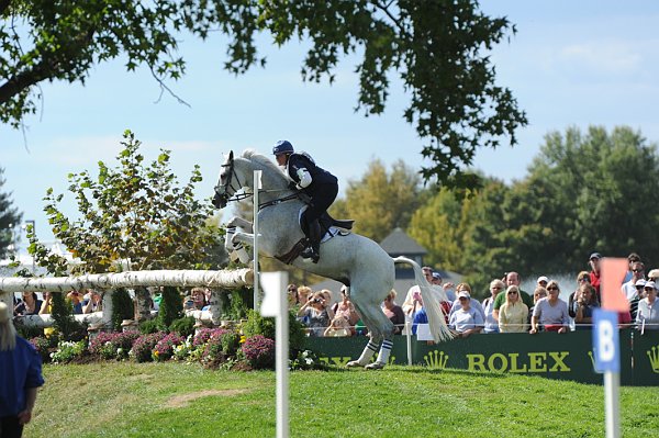 WEG2-10-2-10-EV-XX-5399-CourageousComet-RebeccaHolderosaPhoto.jpg