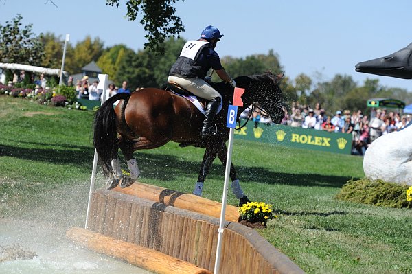 WEG2-10-2-10-EV-XX-4058-BAllyNoeCastleRM-BuckDavidson-DDeRosaPhotoBa.jpg