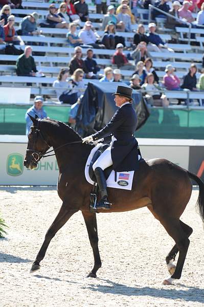 WEG1-10-1-10-1291-KarenOConnor-Mandiba-DDeRosaPhoto.jpg