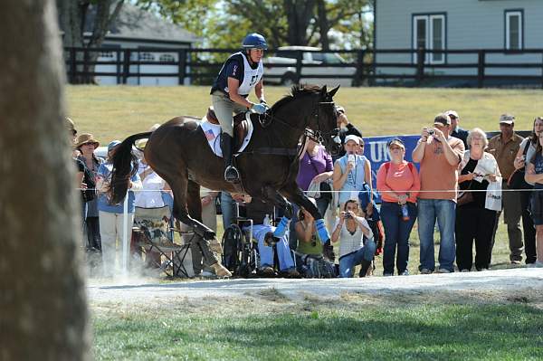 WEG2-10-2-10-EV-XX-5104-KarenOConnor-Mandiba-DDeRosaPhoto.jpg