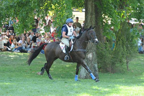 WEG2-10-2-10-EV-XX-5111-KarenOConnor-Mandiba-DDeRosaPhoto.jpg
