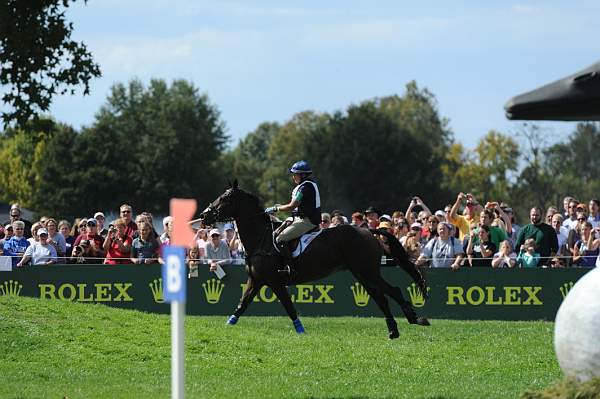 WEG2-10-2-10-EV-XX-5137-KarenOConnor-Mandiba-DDeRosaPhoto.jpg