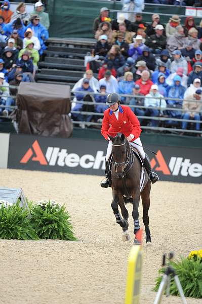 WEG2-10-3-10-EV-SJ-7230-KarenOConnor-Mandiba-DDeRosaPhoto.jpg